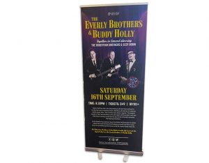 pull-up-banner-on-site
